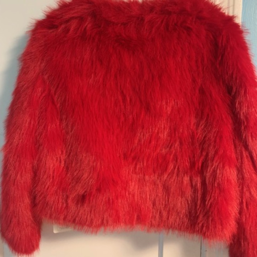 Red plush faux fur jacket - Picture 2 of 4